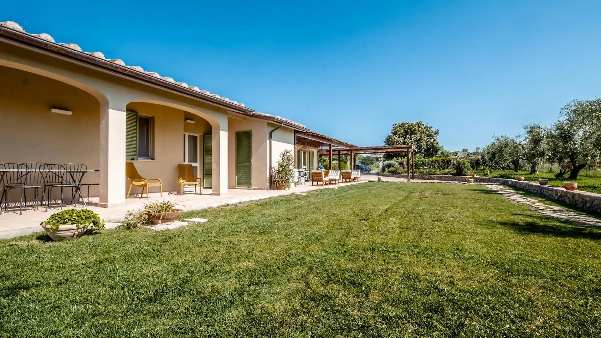 مزرعة للإقامة Podere San Biagio كابالبيو